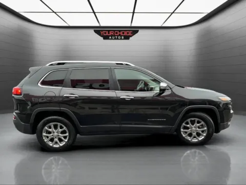 More photos of 2015 Jeep Cherokee Latitude at Your Choice Autos - Joliet, IL