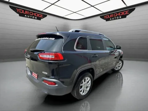 More photos of 2018 Jeep Cherokee Latitude at Your Choice Autos - Joliet, IL