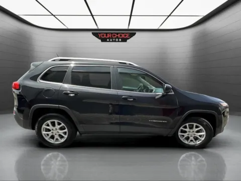 More photos of 2018 Jeep Cherokee Latitude at Your Choice Autos - Joliet, IL