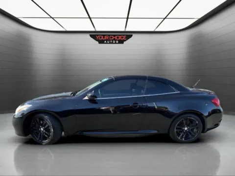Photos of 2009 INFINITI G37 Convertible for sale in Joliet, IL at Your Choice Autos - Joliet