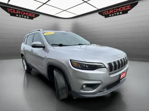 Another view of 2019 Jeep Cherokee Latitude for sale in Joliet, IL at Your Choice Autos - Joliet
