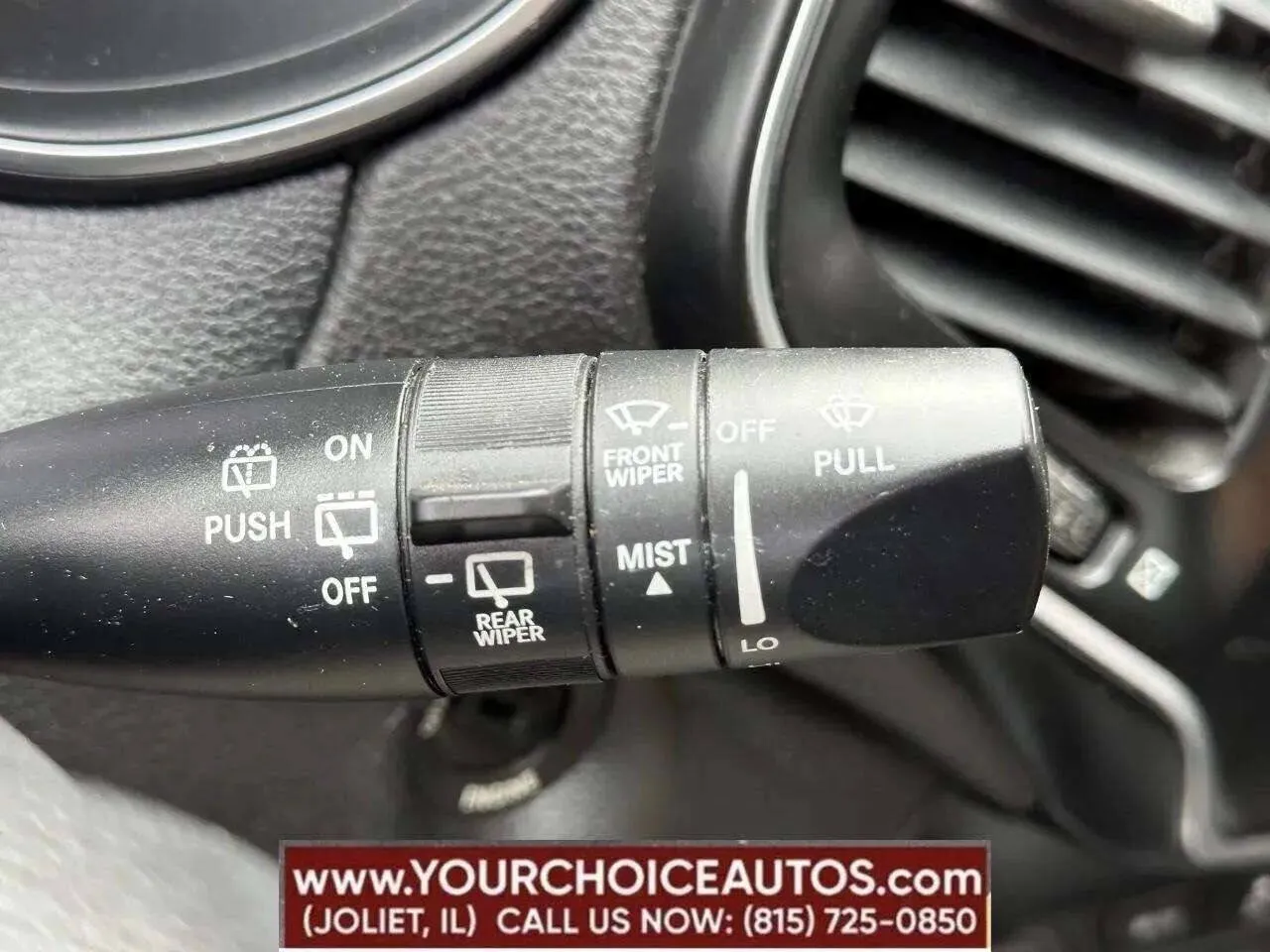 2019 Jeep Cherokee Latitude - Photo 10