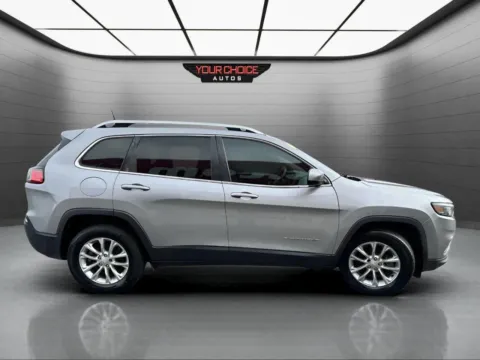 More photos of 2019 Jeep Cherokee Latitude at Your Choice Autos - Joliet, IL