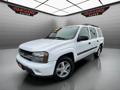 White 2004 Chevrolet TrailBlazer EXT LS for sale in Joliet, IL