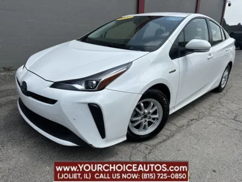 White 2022 Toyota Prius LE 4dr Hatchback for sale in Joliet, IL