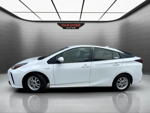 Photos of 2022 Toyota Prius LE 4dr Hatchback for sale in Joliet, IL at Your Choice Autos - Joliet