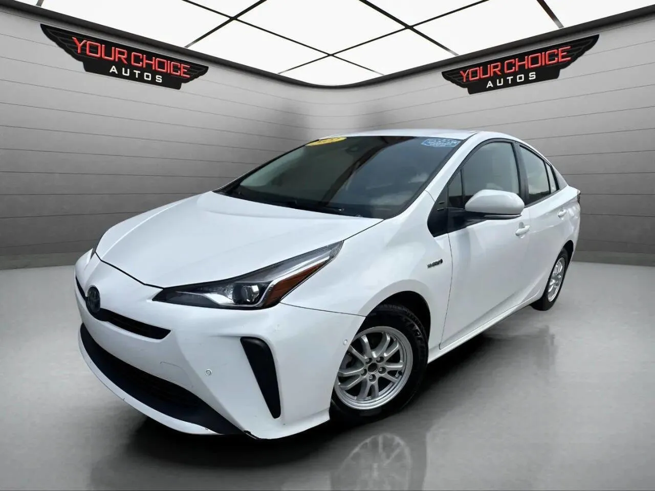 White 2022 Toyota Prius LE 4dr Hatchback for sale in Joliet, IL