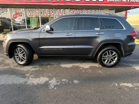 Photos of 2019 Jeep Grand Cherokee Limited for sale in Joliet, IL at Your Choice Autos - Joliet