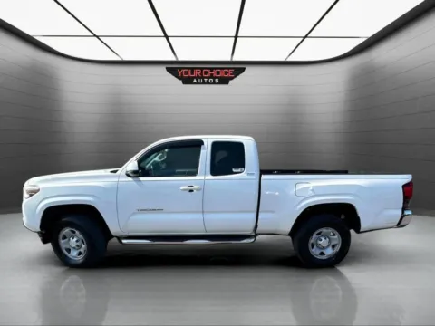 Photos of 2018 Toyota Tacoma SR5 4x4 4dr Access Cab 6.1 ft LB for sale in Joliet, IL at Your Choice Autos - Joliet