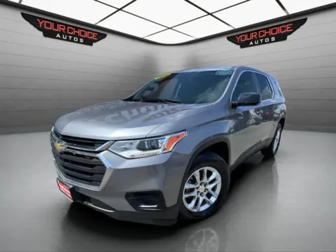Gray 2018 Chevrolet Traverse LS for sale in Joliet, IL
