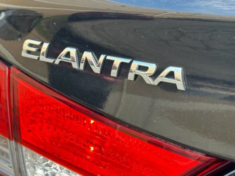 More photos of 2013 Hyundai Elantra Limited at Your Choice Autos - Joliet, IL