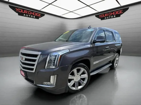 Gray 2017 Cadillac Escalade Luxury for sale in Joliet, IL