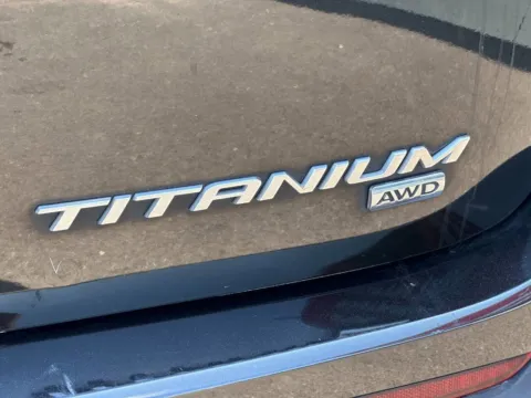More photos of 2015 Ford Edge Titanium at Your Choice Autos - Joliet, IL