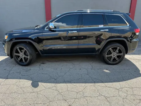 Photos of 2020 Jeep Grand Cherokee Limited for sale in Joliet, IL at Your Choice Autos - Joliet