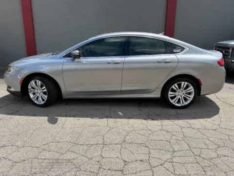 Photos of 2015 Chrysler 200 Limited for sale in Joliet, IL at Your Choice Autos - Joliet