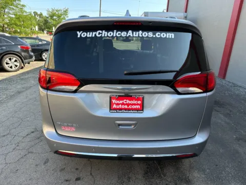 More photos of 2018 Chrysler Pacifica Touring L Plus at Your Choice Autos - Joliet, IL