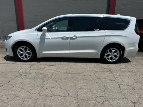 Photos of 2018 Chrysler Pacifica Touring Plus for sale in Joliet, IL at Your Choice Autos - Joliet