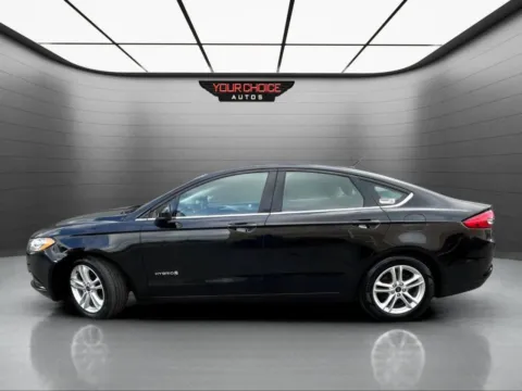 Photos of 2018 Ford Fusion Hybrid SE for sale in Joliet, IL at Your Choice Autos - Joliet