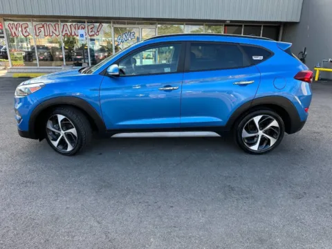 Photos of 2018 Hyundai Tucson Limited for sale in Joliet, IL at Your Choice Autos - Joliet