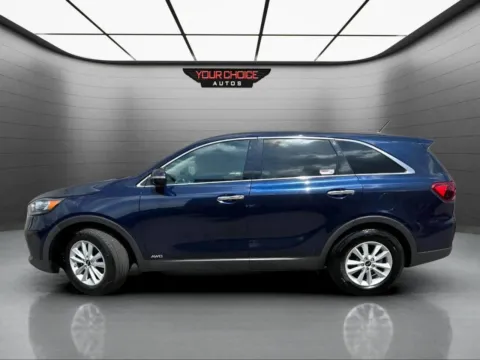 Photos of 2020 Kia Sorento LX for sale in Joliet, IL at Your Choice Autos - Joliet