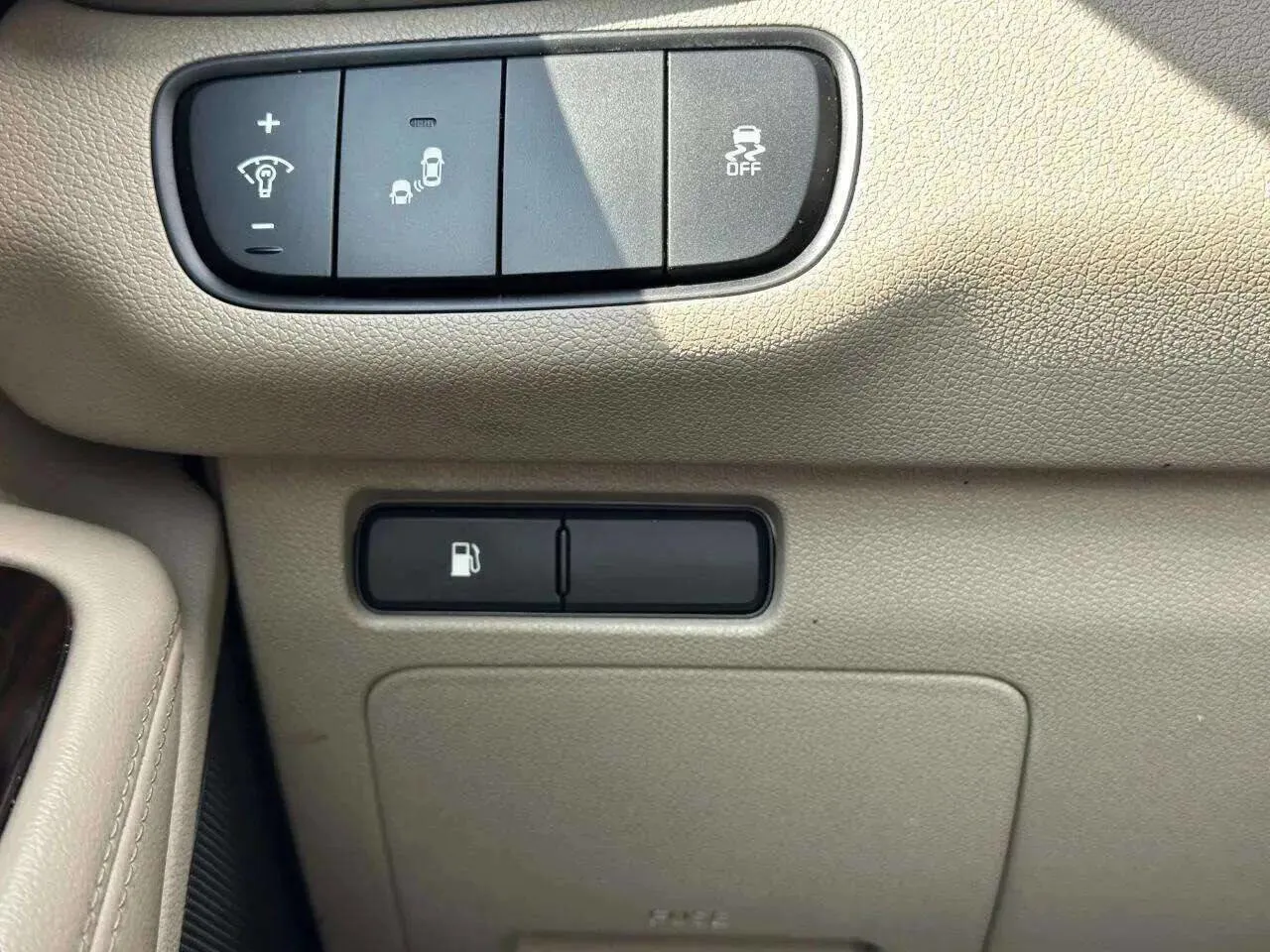 2020 Kia Sorento LX - Photo 30