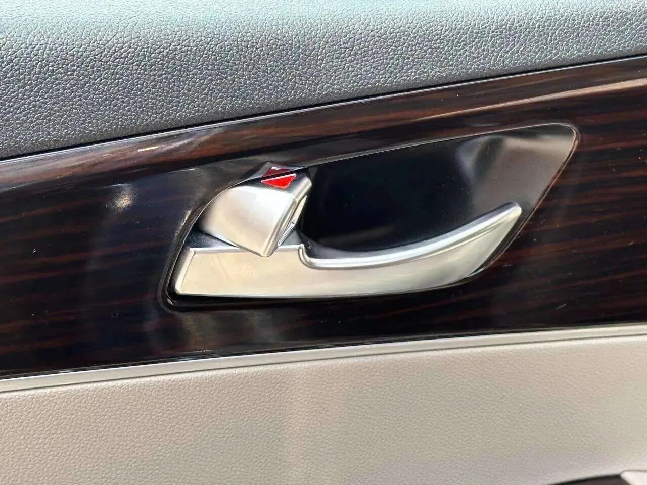 2020 Kia Sorento LX - Photo 38