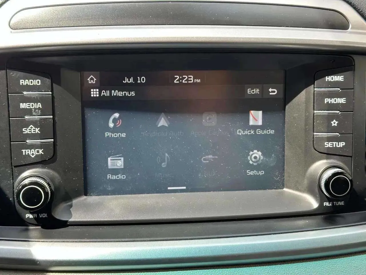 2020 Kia Sorento LX - Photo 14