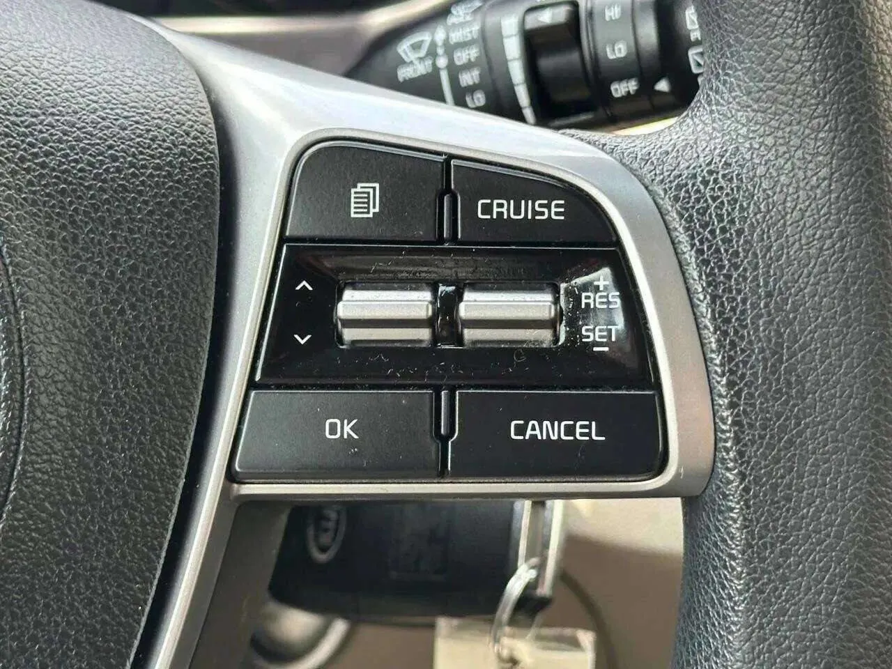 2020 Kia Sorento LX - Photo 11