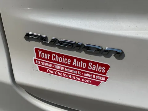More photos of 2019 Ford Fusion Hybrid SEL at Your Choice Autos - Joliet, IL