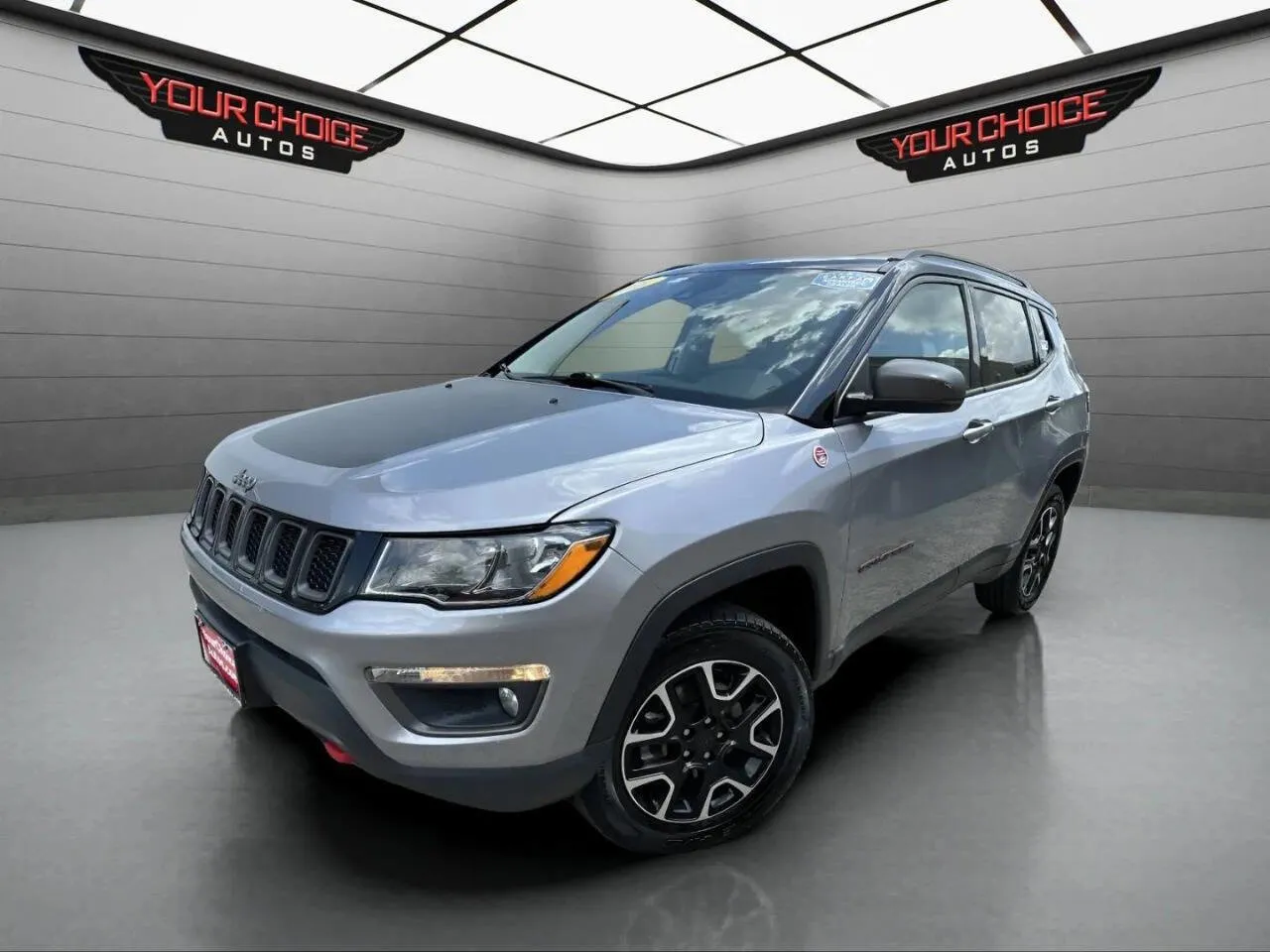 Silver 2021 Jeep Compass Trailhawk for sale in Joliet, IL