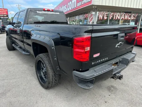 Another view of 2018 Chevrolet Silverado 2500HD LT for sale in Joliet, IL at Your Choice Autos - Joliet