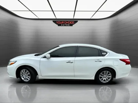 Photos of 2017 Nissan Altima 2.5 S for sale in Joliet, IL at Your Choice Autos - Joliet