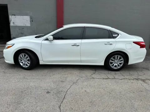 Photos of 2017 Nissan Altima 2.5 S for sale in Joliet, IL at Your Choice Autos - Joliet