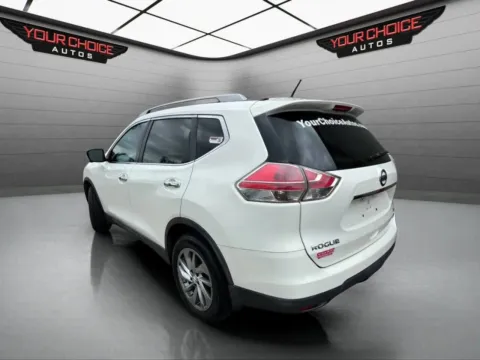 Another view of 2014 Nissan Rogue SL for sale in Joliet, IL at Your Choice Autos - Joliet