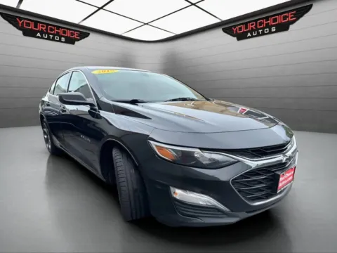 Another view of 2019 Chevrolet Malibu RS for sale in Joliet, IL at Your Choice Autos - Joliet