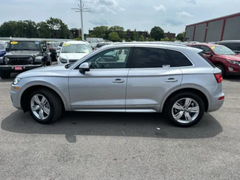 Photos of 2018 Audi Q5 2.0T quattro Premium Plus AWD 4dr SUV for sale in Joliet, IL at Your Choice Autos - Joliet