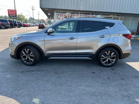 Photos of 2018 Hyundai Santa Fe Sport 2.0T Ultimate for sale in Joliet, IL at Your Choice Autos - Joliet