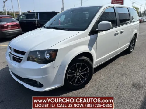 White 2019 Dodge Grand Caravan GT for sale in Joliet, IL