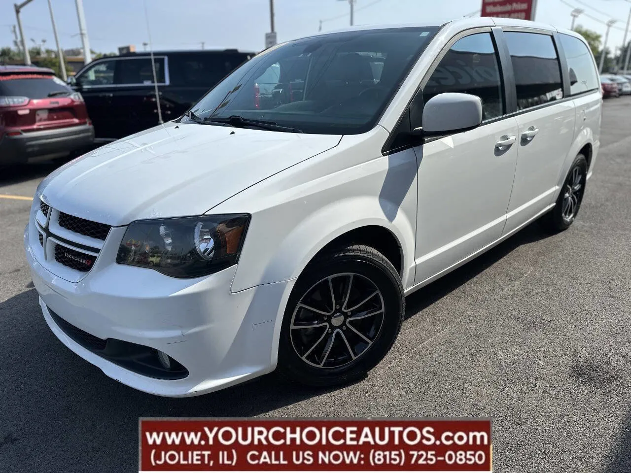 White 2019 Dodge Grand Caravan GT for sale in Joliet, IL