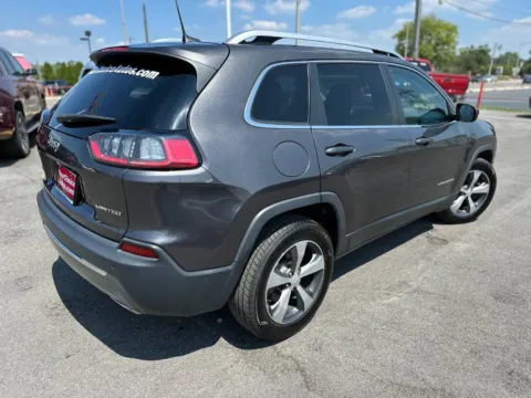 More photos of 2019 Jeep Cherokee Limited at Your Choice Autos - Joliet, IL