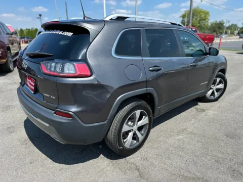 More photos of 2019 Jeep Cherokee Limited at Your Choice Autos - Joliet, IL