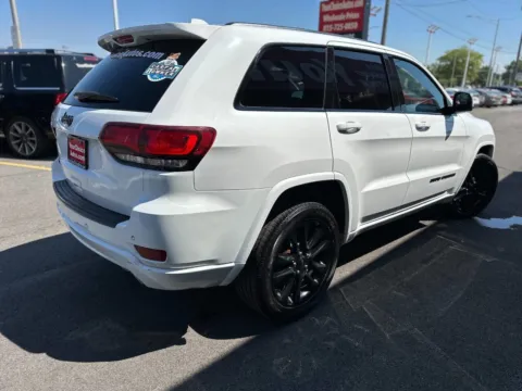 More photos of 2019 Jeep Grand Cherokee Altitude at Your Choice Autos - Joliet, IL