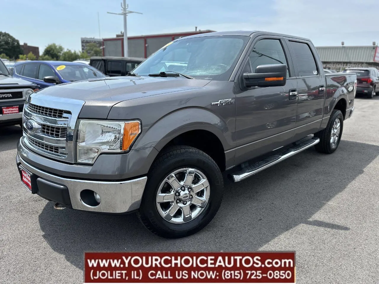 Gray 2014 Ford F-150 XLT 4x4 4dr SuperCrew Styleside 5.5 ft. SB for sale in Joliet, IL