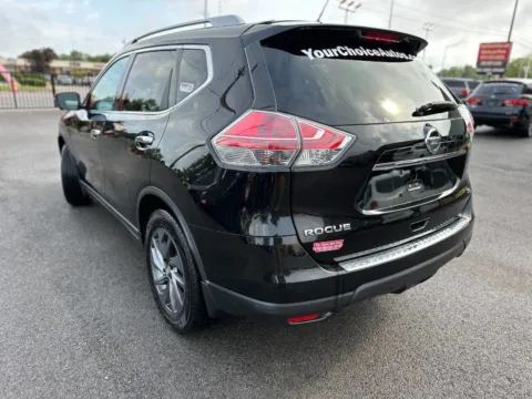 Another view of 2016 Nissan Rogue SL for sale in Joliet, IL at Your Choice Autos - Joliet