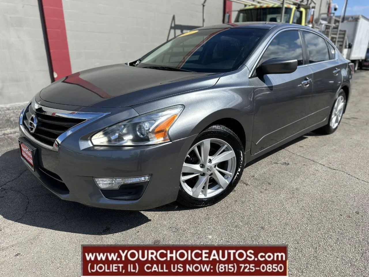 Gray 2014 Nissan Altima 2.5 SV for sale in Joliet, IL