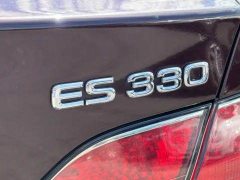 More photos of 2004 Lexus ES 330 Base 4dr Sedan at Your Choice Autos - Joliet, IL