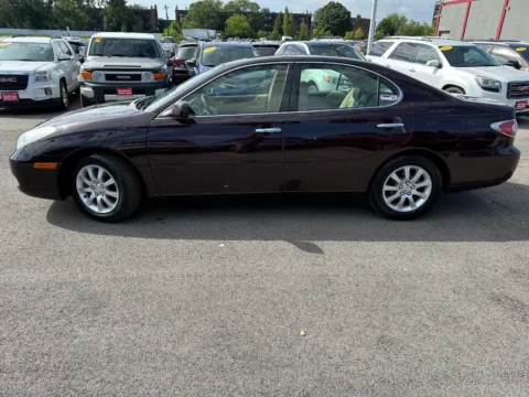 Photos of 2004 Lexus ES 330 Base 4dr Sedan for sale in Joliet, IL at Your Choice Autos - Joliet