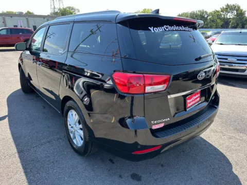 Another view of 2017 Kia Sedona LX for sale in Joliet, IL at Your Choice Autos - Joliet
