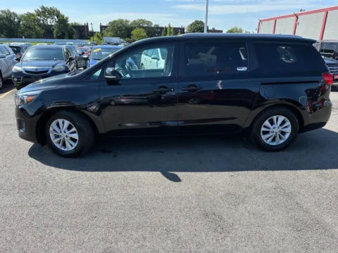 Photos of 2017 Kia Sedona LX for sale in Joliet, IL at Your Choice Autos - Joliet