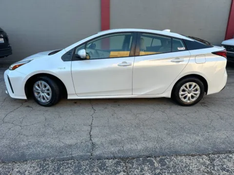 Photos of 2021 Toyota Prius LE 4dr Hatchback for sale in Joliet, IL at Your Choice Autos - Joliet